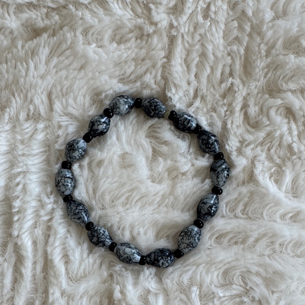 Black Gray Marbled Beaded Elastic Bracelet Jewelry